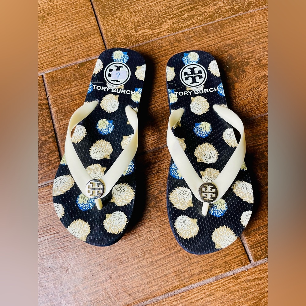 COPY - LIKENEW! Tory Burch Printed Thong Flip Flop Size 6
